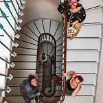 Georges Hostel&Café